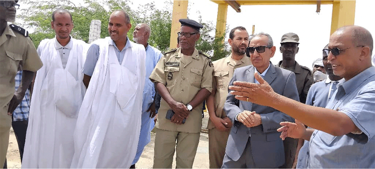 والي اترارزة أحمدن ولد سيد أب يُشرف من مزرعة أمبوريه على انطلاق الحملة الخريفية لزراعة الأرز 
خلال الزيارة اطلع على تقنيات الري وتسيير المياه الموجهة للتعاونيات الزراعية وحملة الشهادات 
#موريتانيا #اترارزة #زراعة