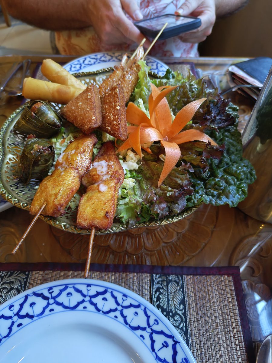 tetuan22s's tweet photo. Been out for a rather lovely Thai meal at ThaiRama IV in Colwall. Rather nice. #Colwall #Thai #Malvern #Worcestershire https://t.co/iNCI8aABK9