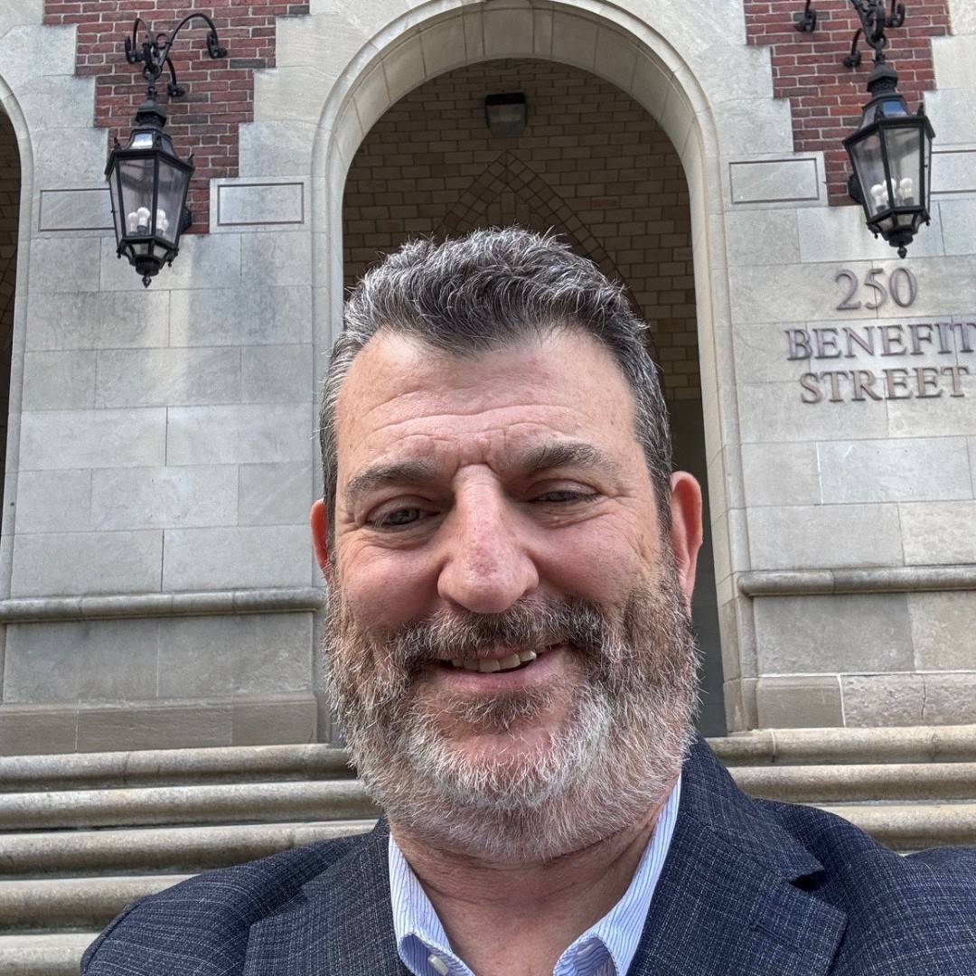 HeinOnline's tweet photo. Steve’s busy in Rhode Island! From visiting Brown University to connecting at the Supreme Court and State Law Libraries, he’s sharing HeinOnline updates. 📸 Swipe for a glimpse! #HeinOnline #LibraryVisits #LawLibraries #BrownUniversity #RhodeIsland https://t.co/rC0wkZpzJI
