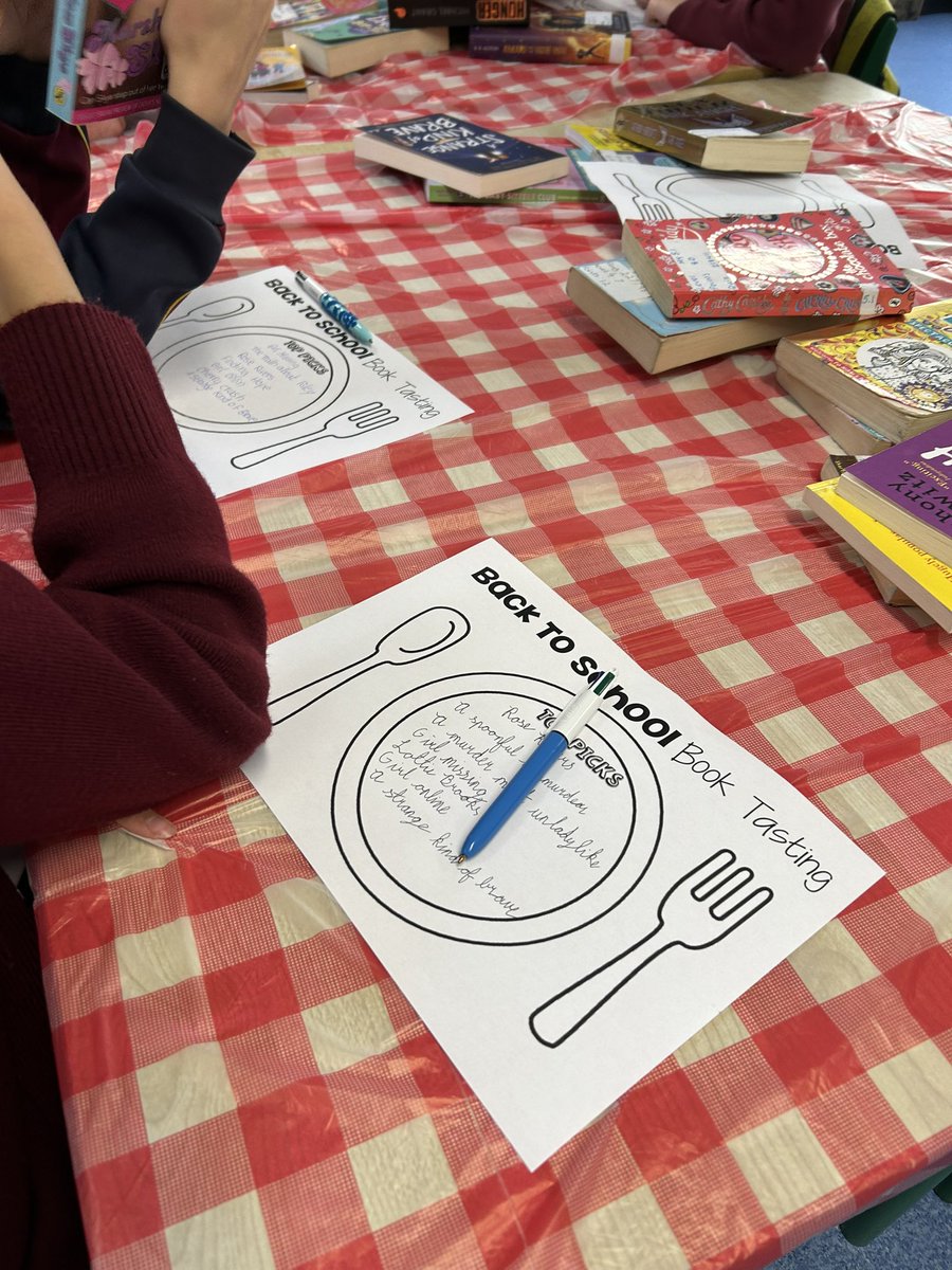 6th class starting the year off with a back to school book tasting this morning! 📚📖📕