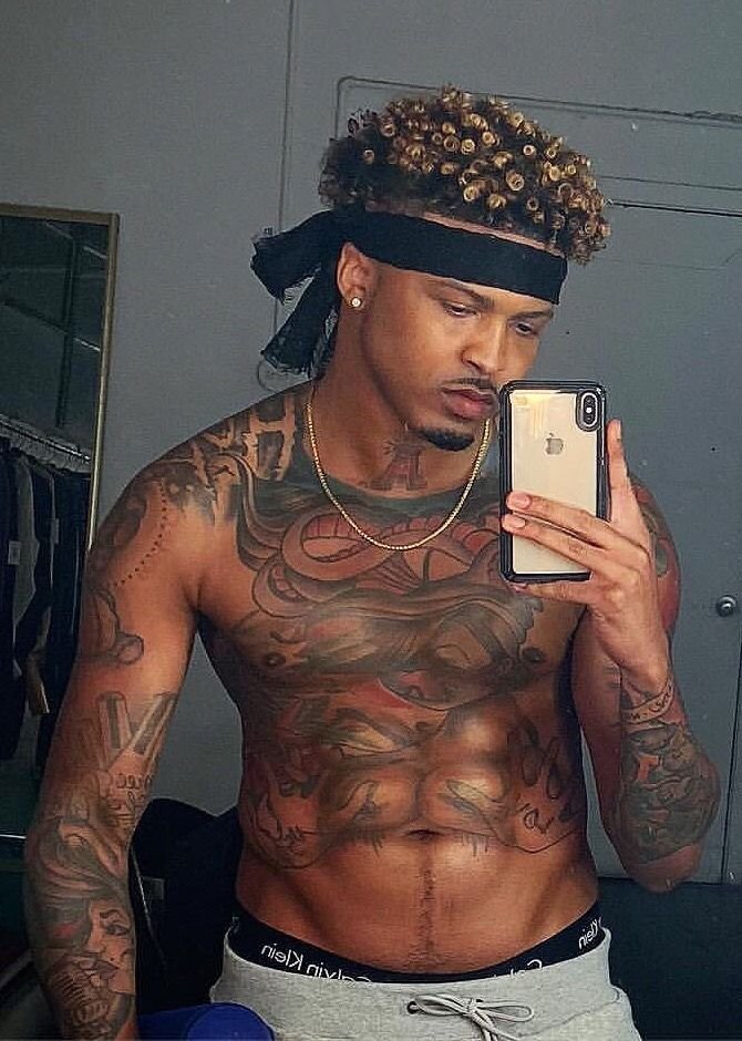 Happy 33rd Birthday to <a href="/AugustAlsina/">August Alsina</a> 🎈

What is your favourite moment from the entertainer?