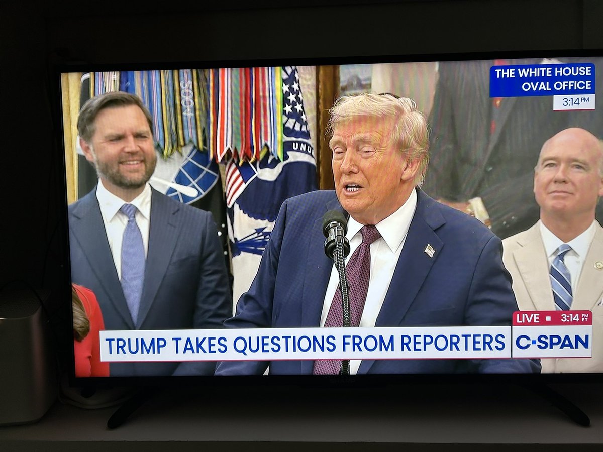 “These are hard core criminals”, says the convicted felon.