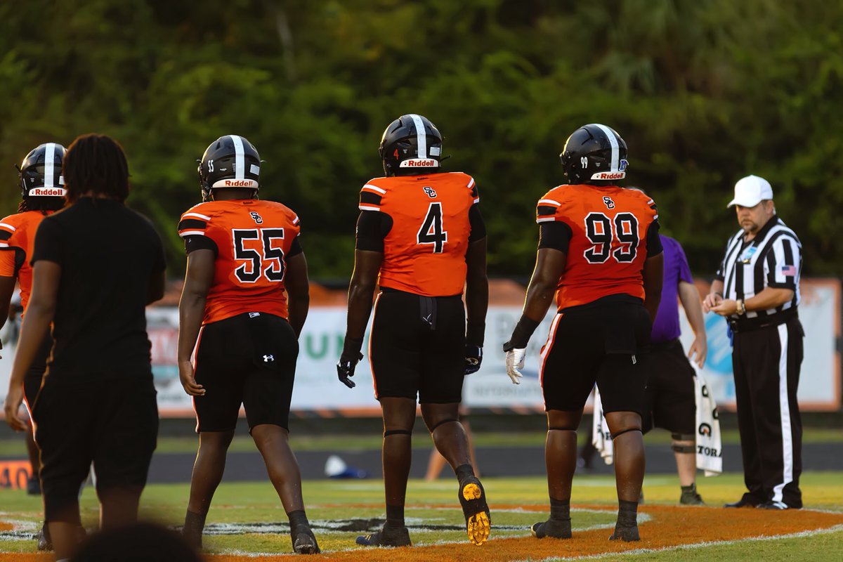 It’s a Great Day to be a Hawk we won the first T-Mobile Friday Night Lights 5GL we going for another one #FN5GL <a href="/GreatDay2BAHawk/">Spruce Creek High</a> <a href="/TMobile/">T-Mobile</a> #Sweepstakes #FN5GLsweepstakes