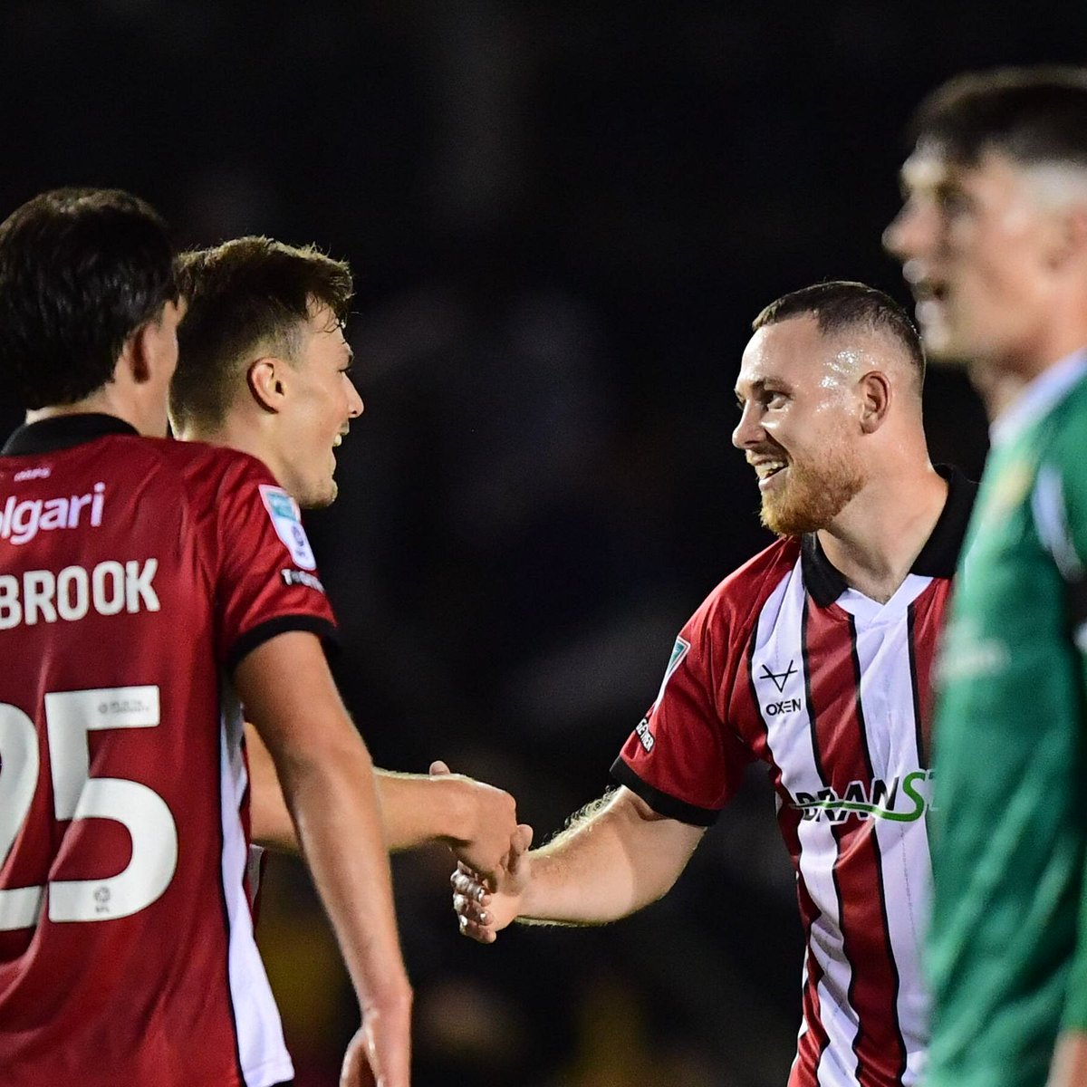 LincolnCity_FC's tweet photo. π x π
βοΈ 64' | π΄ 2-0 π’ | #LINNOT https://t.co/hwTmemL3m9