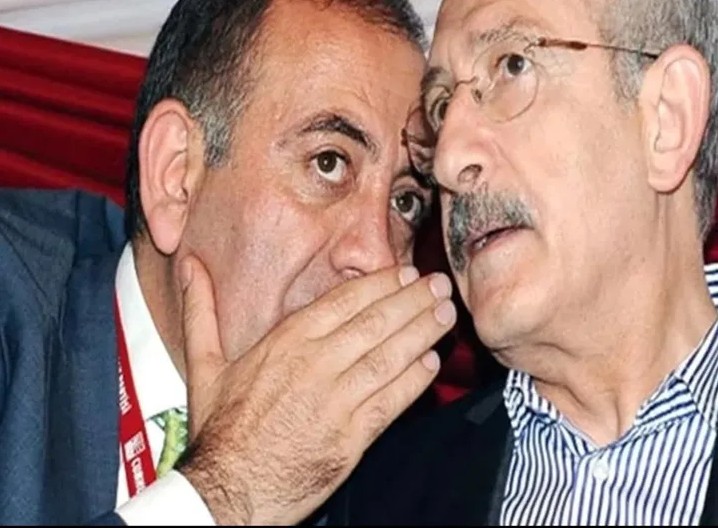 CHP'den daha ne istiyorsunuz?
CHP'ye oy veren bizler vatandaş 
değil miyiz?
Bizlerden ne istiyorsunuz?