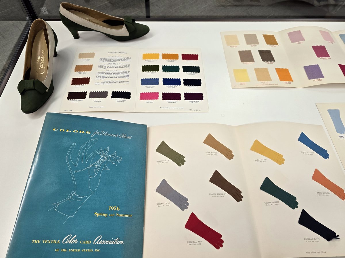 GutmanLibrary's tweet image. ⚠️New Exhibit Alert!⚠️ Check out &quot;The Textile Color Card Association of the United States&quot; on the Main Floor. This exhibit offers a fascinating glimpse into the origins of standardized color in the American textile and fashion industries. @JeffersonUniv @JSTOR