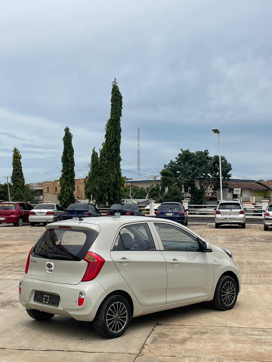 al3_aliyu's tweet image. FOR SALE🔥

FOREIGN USED KIA MORNING
2013 MODEL, KEY 🔑
AUTOMATIC TRANSMISSION
AC IS ACTIVE 🥶 LIKE MOSCOW
WITH ORIGINAL CUSTOM DUTY 💯
PRICE 8.2ML NEGOTIABLE
LOCATION ZARIA
CONTACT 07066777567