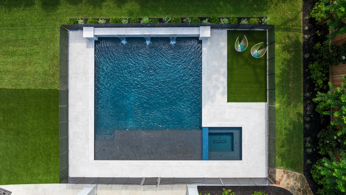 PlatinumPools's tweet image. Keep your pool sparkling clean with an in-floor cleaning system.  

#spalife #infloorcleaning #poolmaintenance #backyardgoals #modernpool