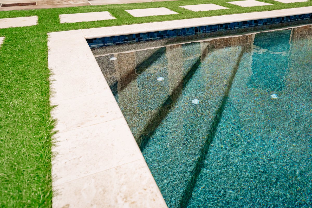PlatinumPools's tweet image. Keep your pool sparkling clean with an in-floor cleaning system.  

#spalife #infloorcleaning #poolmaintenance #backyardgoals #modernpool