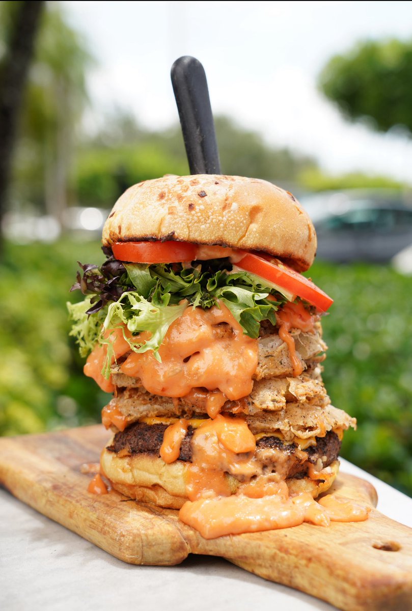 tuckerdukesdfb's tweet image. 📣🚨 TUCKER TUESDAY IS HERE 🚨📣

The Tucker Duke Burger 🏆 (aka the 🐐 of burgers) is HALF OFF with a drink purchase. 🤯🍔🥤

Pull up with your squad, stack those burgers, and make Tuesday the best day of the week. 🔥
Tag your crew 👉 “Burgers on me?”
#TuckerTuesday #BestBurger