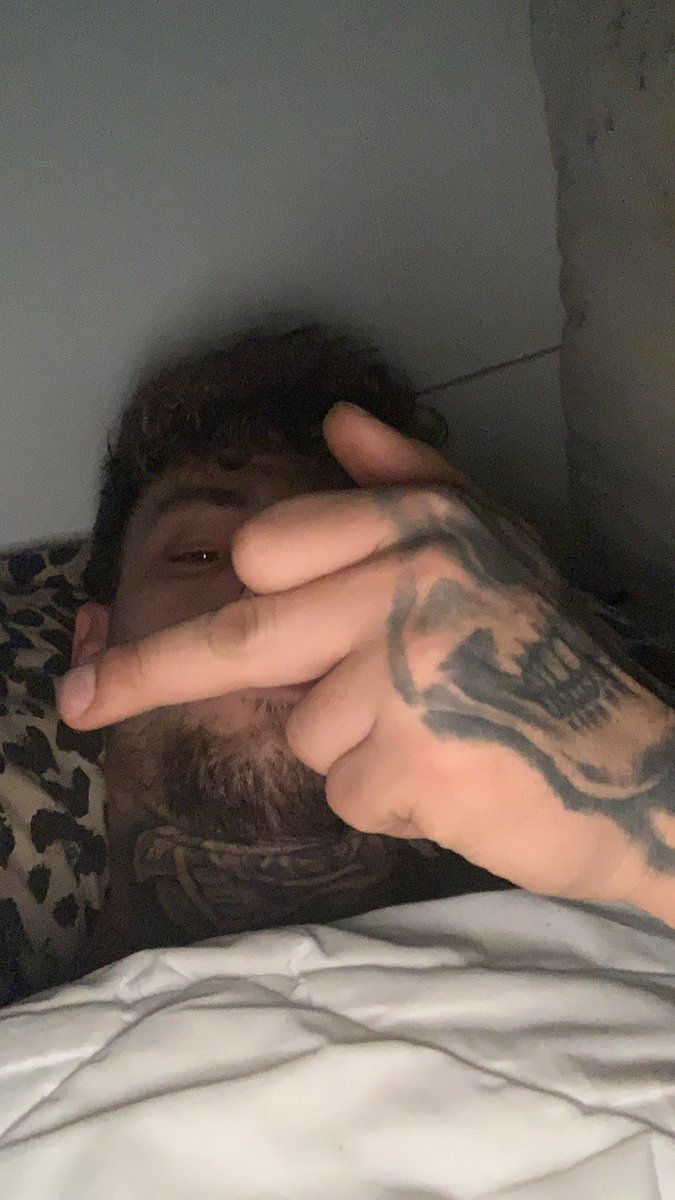 Wake up, pay up, shut up. I don’t care about your feelings—only your wallet. Stay broke for me, loser. 🖕

#Findom #Cashslave #Paypig #AlphaDom #Obey