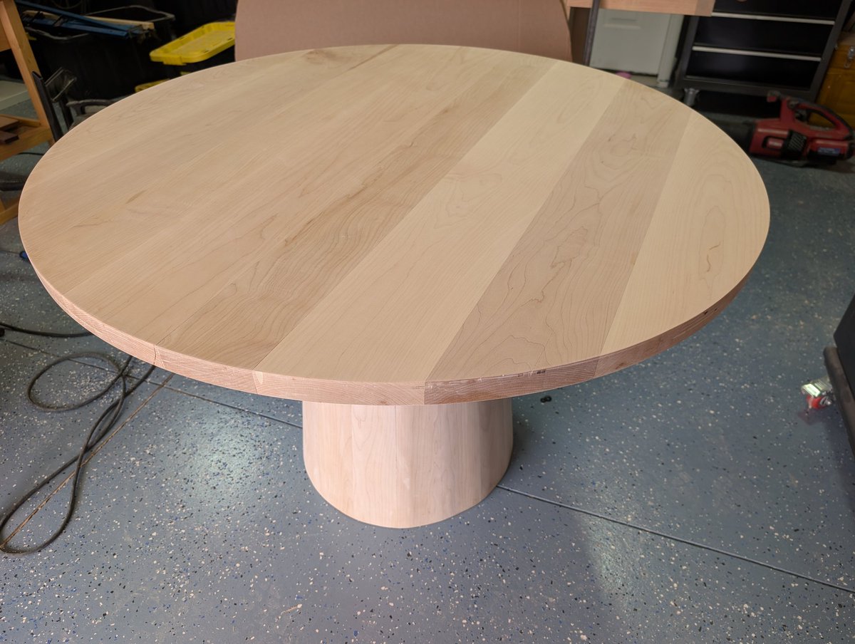 OtterCreekGCM's tweet image. Another project completed. Splayed "cooper" base maple table #onedown #ModernRevivalWW