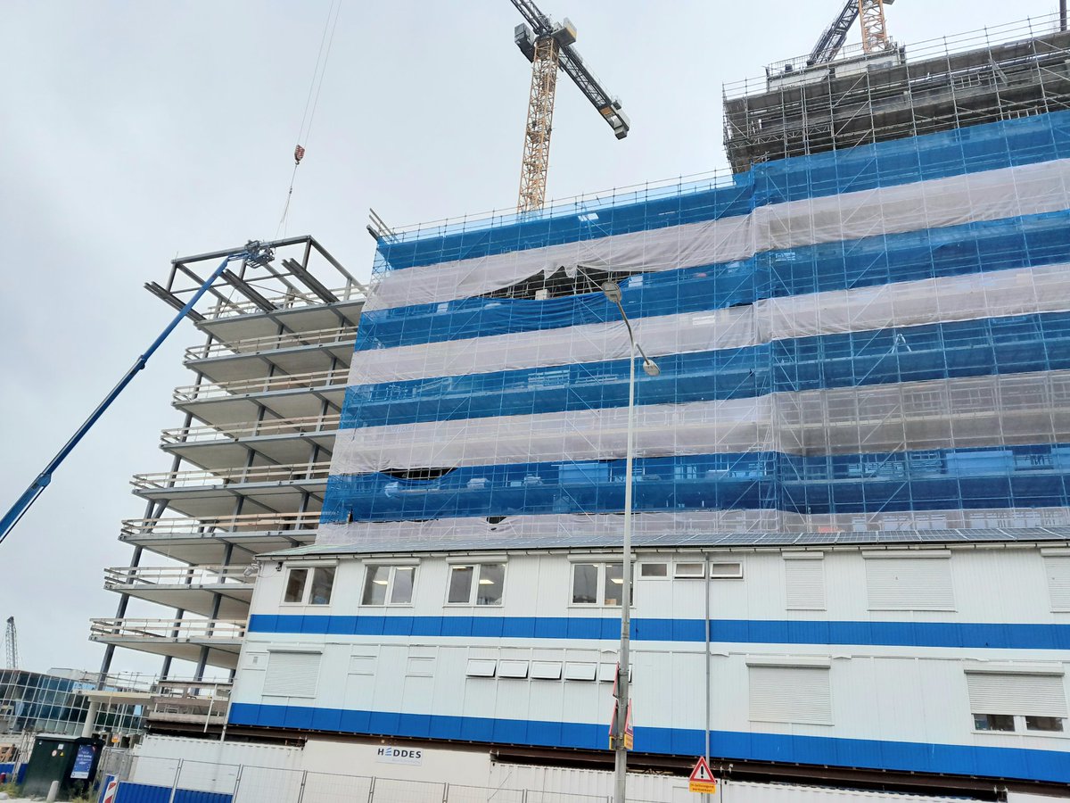 Er wordt flink gebouwd in Amsterdam <a href="/adamzuidoost/">Amsterdam Zuidoost</a> <a href="/hoog500/">hoog500</a> <a href="/hoogbouw/">HOOGBOUW-TALL BLDNGS</a>