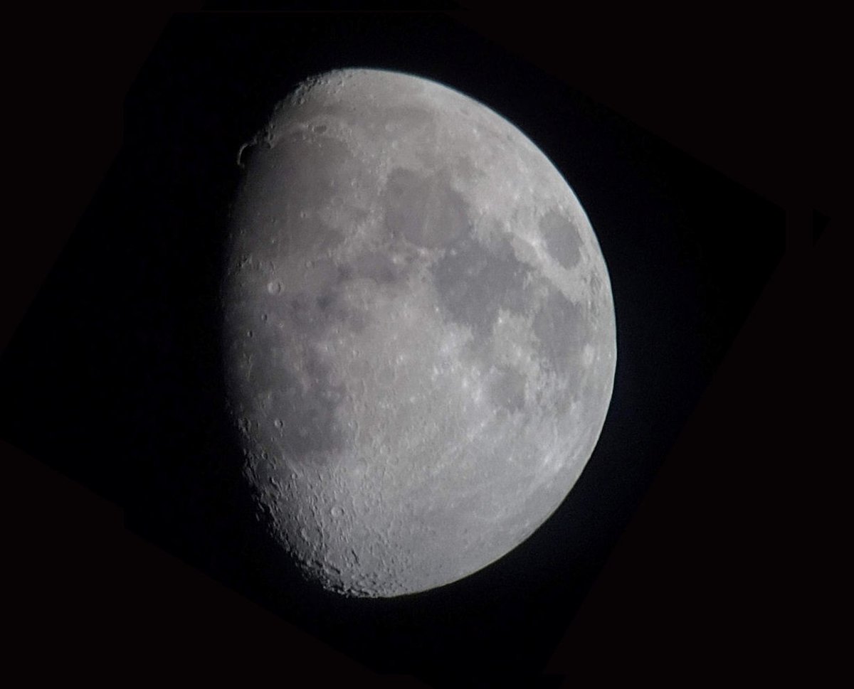 Peter Lewis (@peterlewis55) on Twitter photo Tonight's Moon in a gap through the clouds. Almost three quarters lit. The 'jewelled handle' is showing up near the top left. #MoonHour <a href="/StormHour/">#StormHour</a> <a href="/ThePhotoHour/">#ThePhotoHour</a> <a href="/MoonHourSocial/">#MoonHour™️Social</a> Tonight's Moon in a gap through the clouds. Almost three quarters lit. The 'jewelled handle' is showing up near the top left. #MoonHour <a href="/StormHour/">#StormHour</a> <a href="/ThePhotoHour/">#ThePhotoHour</a> <a href="/MoonHourSocial/">#MoonHour™️Social</a>
