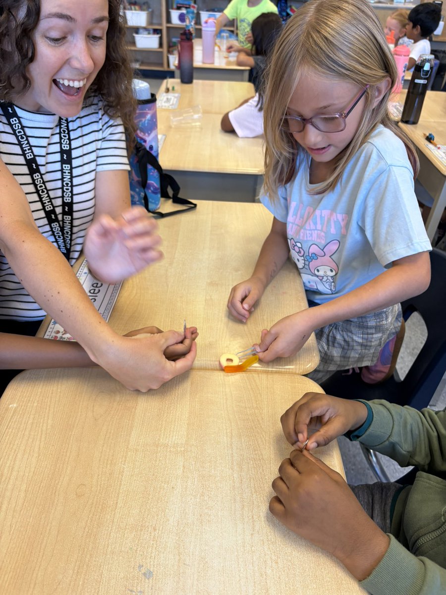 What a great first day in grade 1/2! We started the day talking about our first day jitters and making a bar graph. We completed team building activities trying to save “fred” the gummy worm. And we learned about positive words of affirmation! <a href="/shcsparis/">Sacred Heart, Paris</a>
