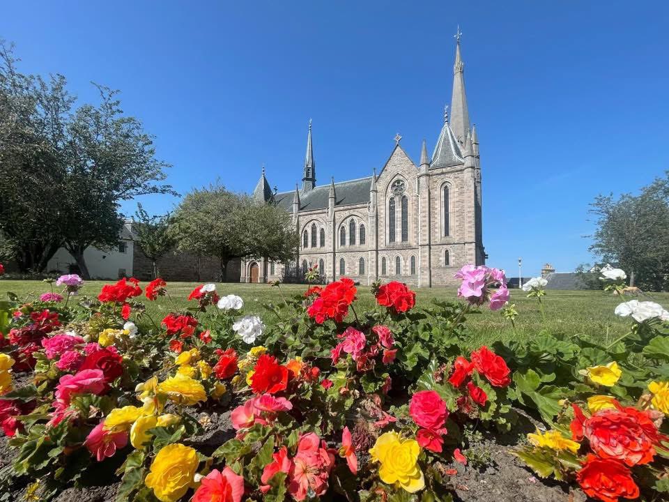 jamesc002's tweet image. Good progress being made to acquire the beautiful St Laurence Church in #Forres , #Moray on behalf of the local community and fundraising now underway. 👍👍.         

northern-scot.co.uk/news/concerts-….                Forres Local.   Forres: Then and Now