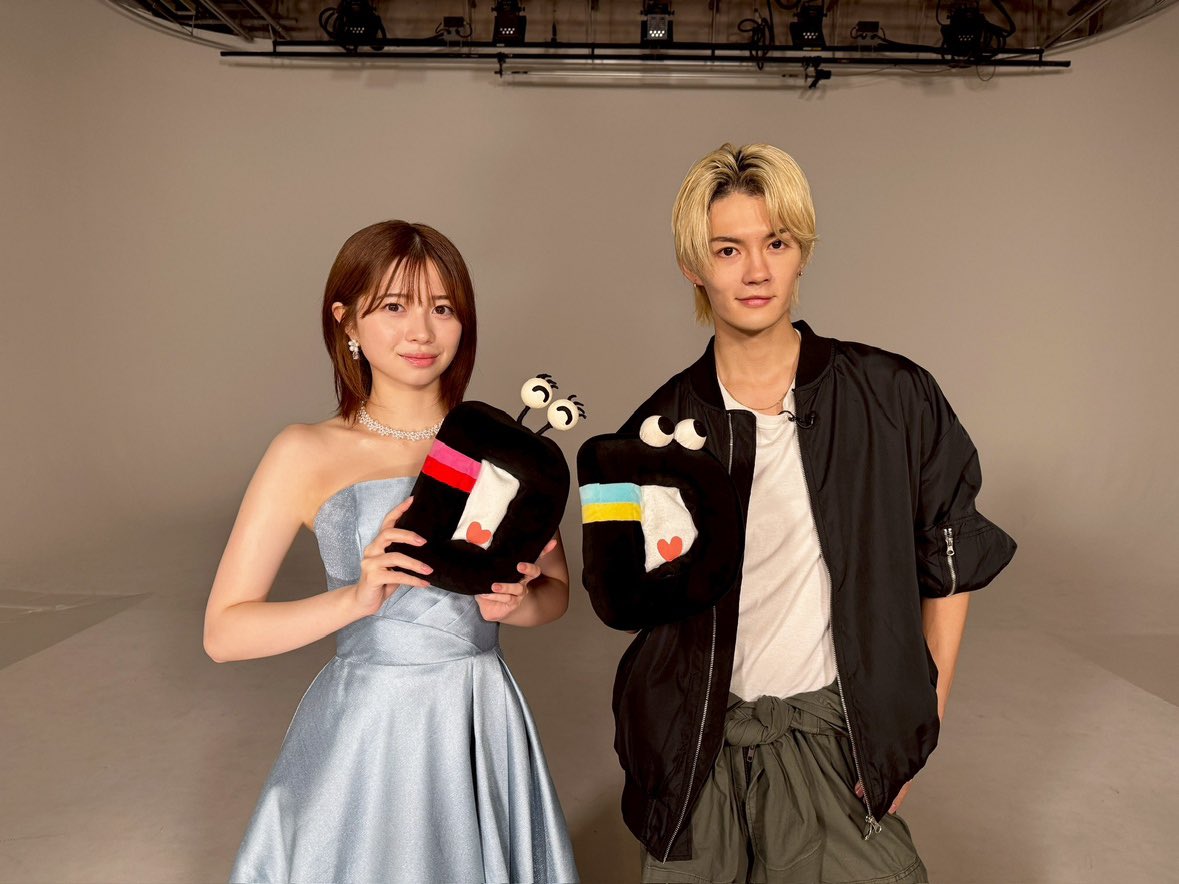 ESCAPE それは誘拐のはずだった B3サイズポスター 桜田ひより 佐野勇斗