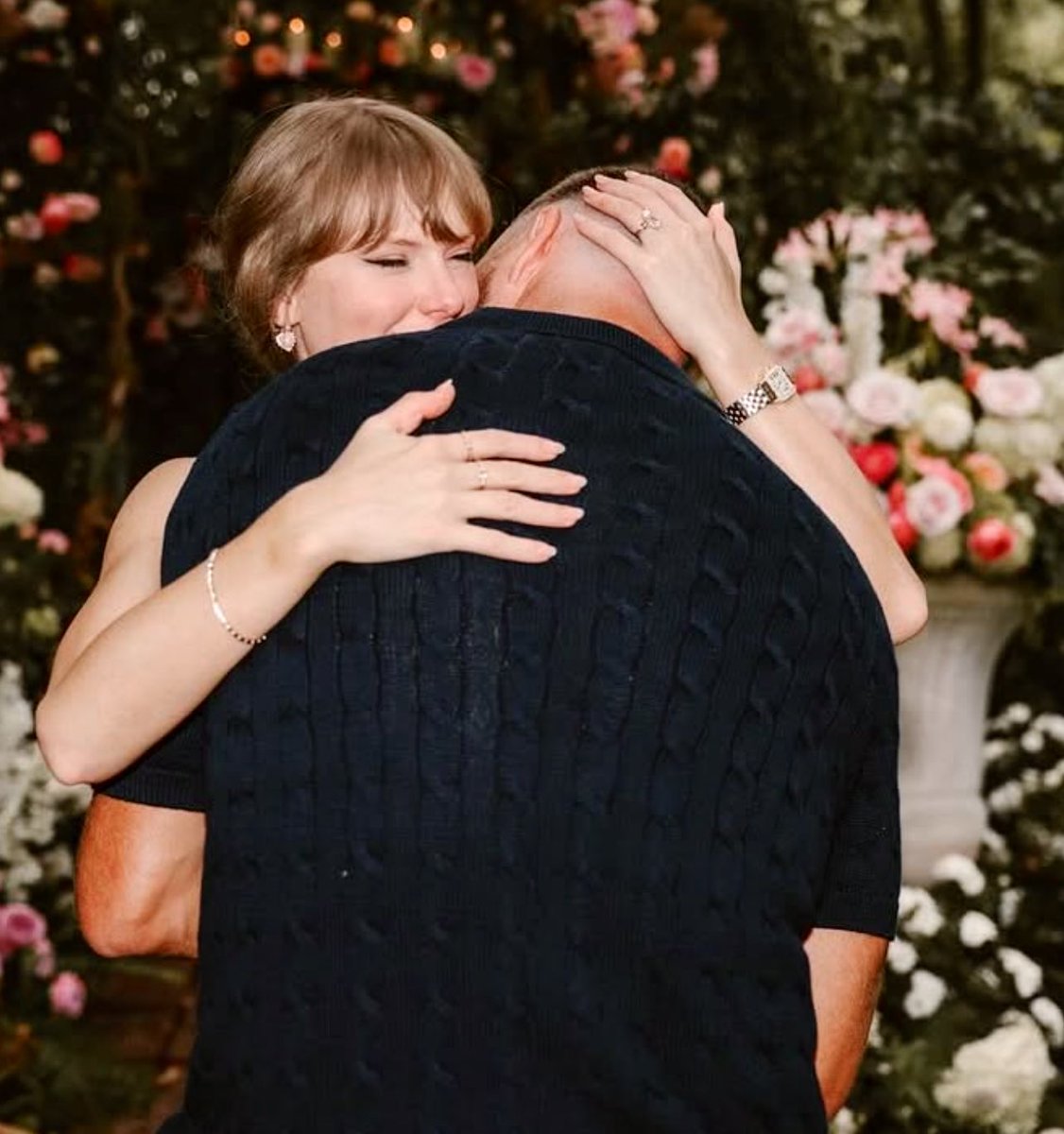 jennaxkc's tweet image. a week ago 🥂🌸💍🌺