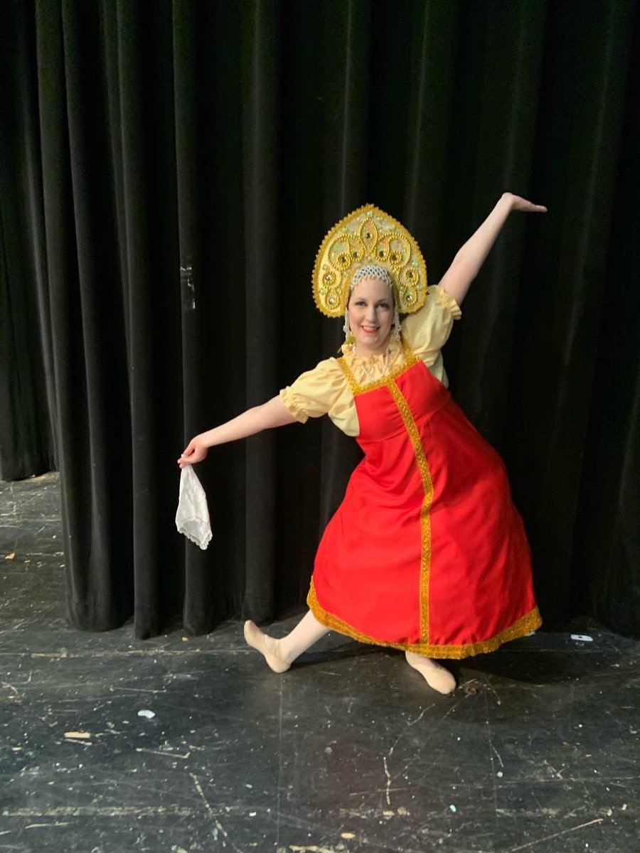 kpop_ballerina's tweet image. Ready for the most wonderful time of the year! Nutcracker! Nutcracker season has begun! 🩰 #ballet #ballerina #nutcrackerballet