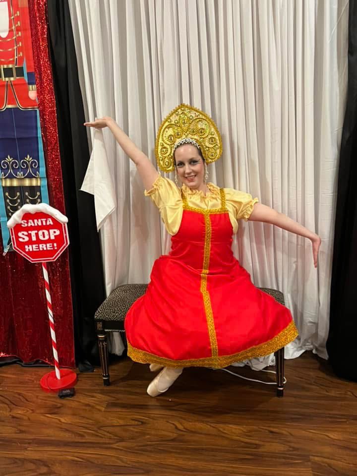 kpop_ballerina's tweet image. Ready for the most wonderful time of the year! Nutcracker! Nutcracker season has begun! 🩰 #ballet #ballerina #nutcrackerballet