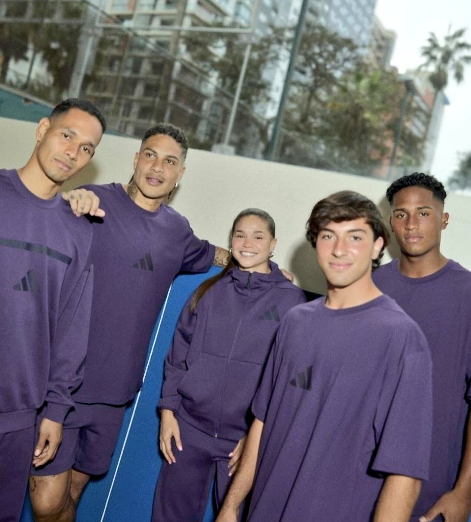 La diferencia :👇🏻

12 titulos cremas  |   3 titulos 

Novoa 5                    Garcés 0
Concha 1                  Guerrero 0
Calcaterra 2             Lucar 3
Orejas 2                    Velasquez 0
Corzo 2                      Soyer 0