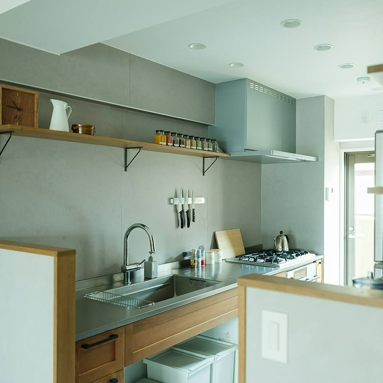 interiorsuckerr's tweet image. 1 or 2 or 3 or 4?