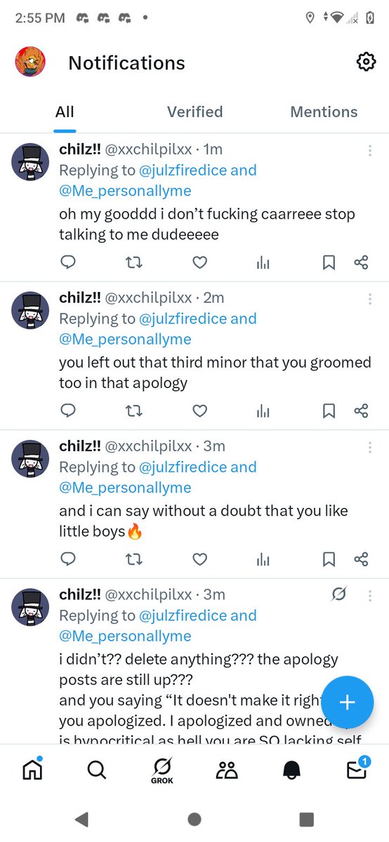 julzfiredice's tweet photo. If you look up to these types of people, what are you doing. If this is all you'd amount to just to make someone feel like shit, what is wrong with you. Seriously. I have paid for almost a year because of this and this is how children respond to that. https://t.co/0gcDpQNy0q