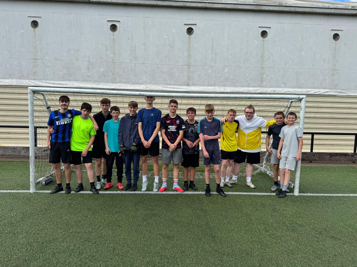 TerminalOneYC's tweet image. A massive shout out to our Terminal One Football Group who took part in the YFCL Tournament. ⚽🏃‍♂️🏆 The boys were wonderful ambassadors for our project and made us really proud. 👏👏👏 Join them every Friday night at the Glenlee MUGA!

Jnrs- 5-6pm - 8yrs to P7
Snrs- 6-7pm - S1 +