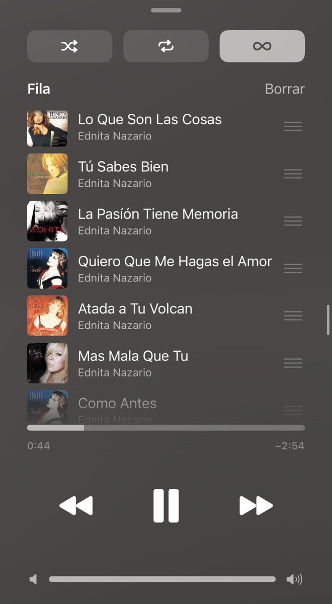 emethyskills's tweet image. 2 sipis del trago in: