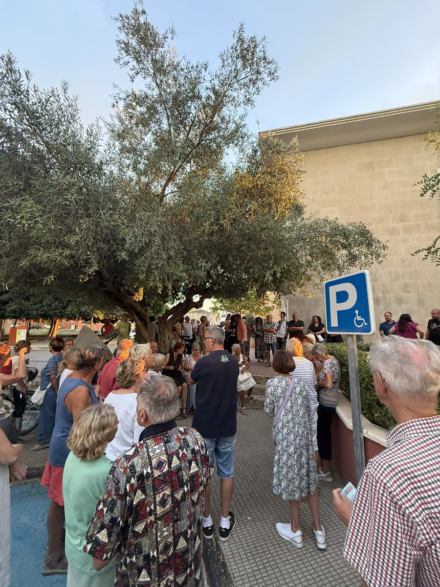 Hui guanya la democràcia.
Hui guanya #ElsPoblets!

Endavant Jose Luis Mas 🧡