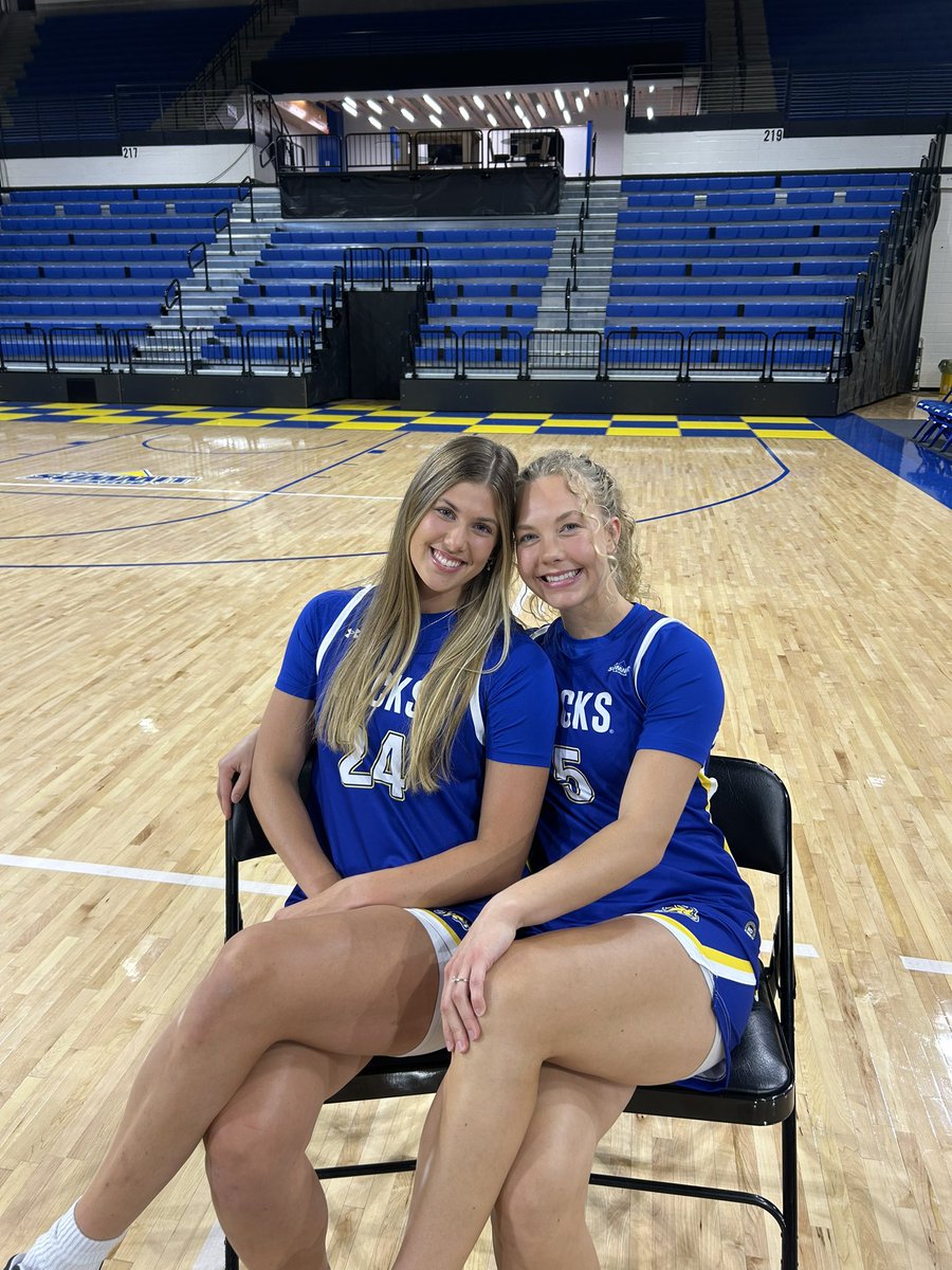 Ellie Colbeck tweet media