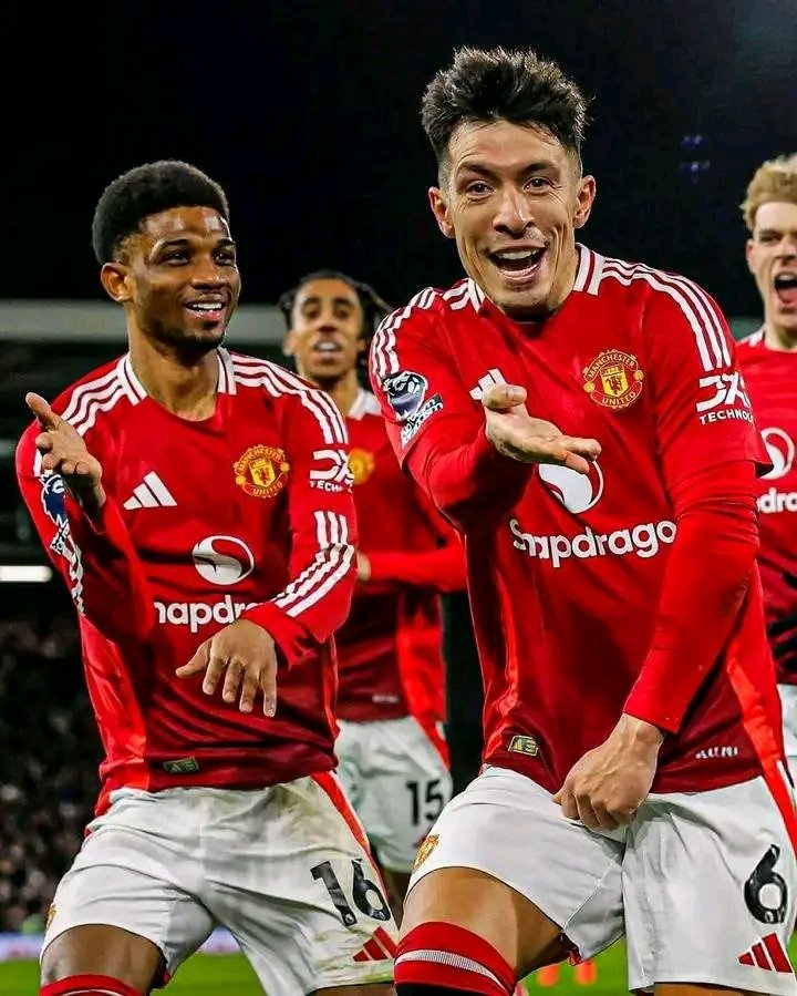 🚨 GOOD NEWS!!!

Lisandro Martinez will come back immediately after international break. Confirmed ✅