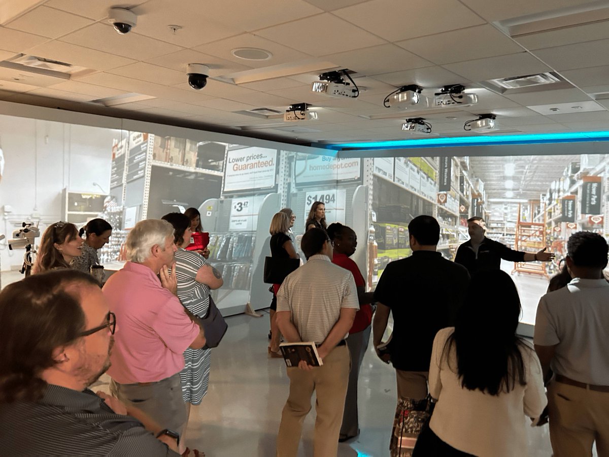 UFAccelerate's tweet image. Last Thursday, the Athens Chamber visited our #HubSweetHome for a focused session on innovation at @uflorida. 

The group heard from Jim O&apos;Connell and Elliott Welker about the university&apos;s role in supporting research, startups, and entrepreneurship.

#Entrepreneur #Startup