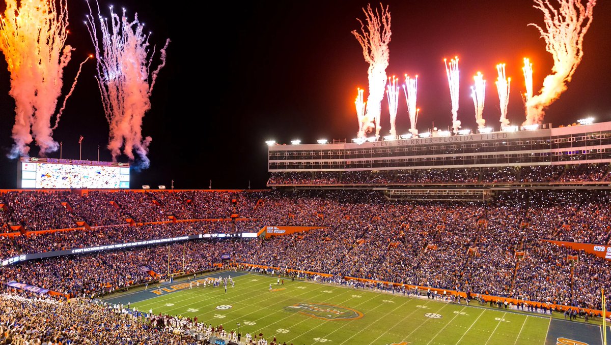 FCRecruits's tweet image. We Are The Home Of D1 Recruiting ‼️
C/o 26, 27, 28 or 29 ! If You Are Interested In Being Recruited By The University Of Florida ( @GatorsFB ) Please COMMENT film, RETWEET & DM. We Are Sending Over Playmakers For Evaluation.
#TheHome🏭 #GoGators 🐊
@coach_bnapier