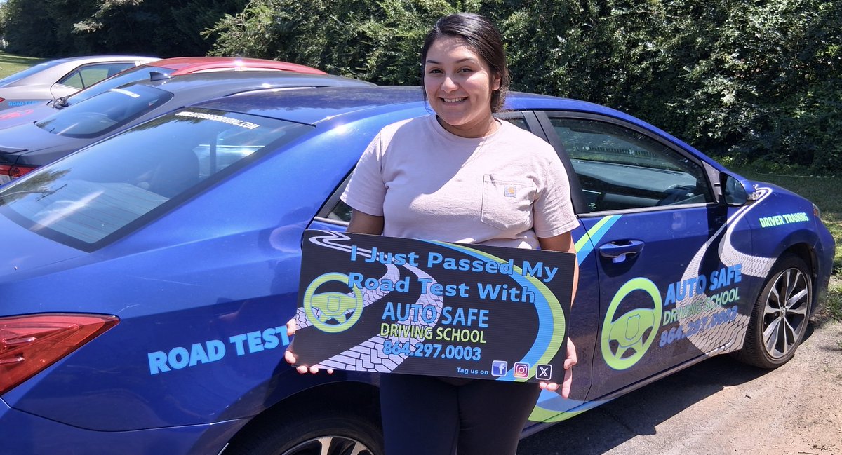 AutoSafeDriving's tweet photo. The drivers keep coming in fall!🍏🍎 https://t.co/KwcDwYMRWC