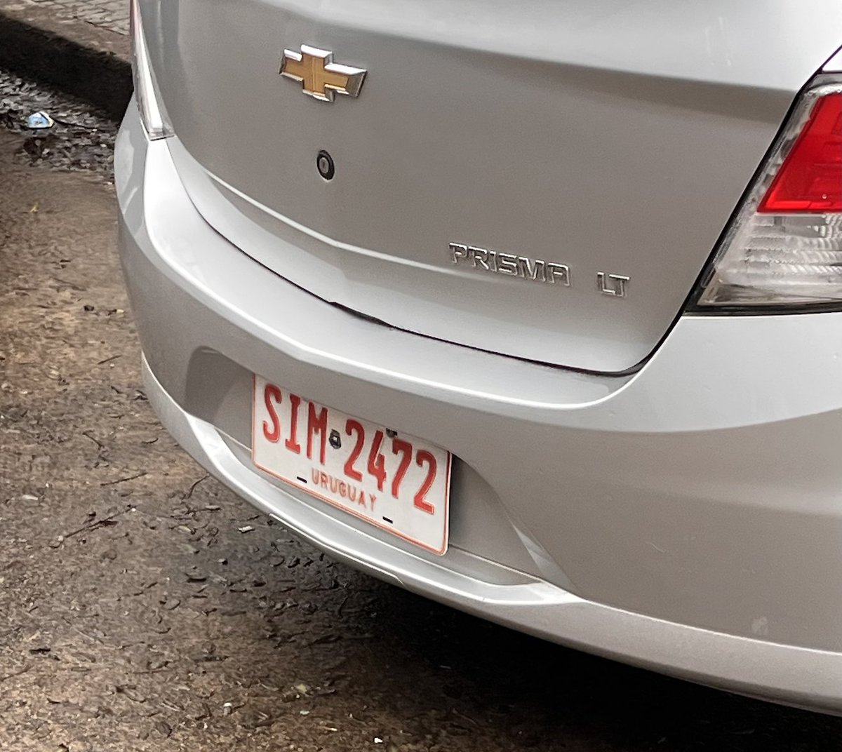 <a href="/hombre_estrella/">El Hombre De La Estrella</a> veredas que ni la propia intendencia respeta