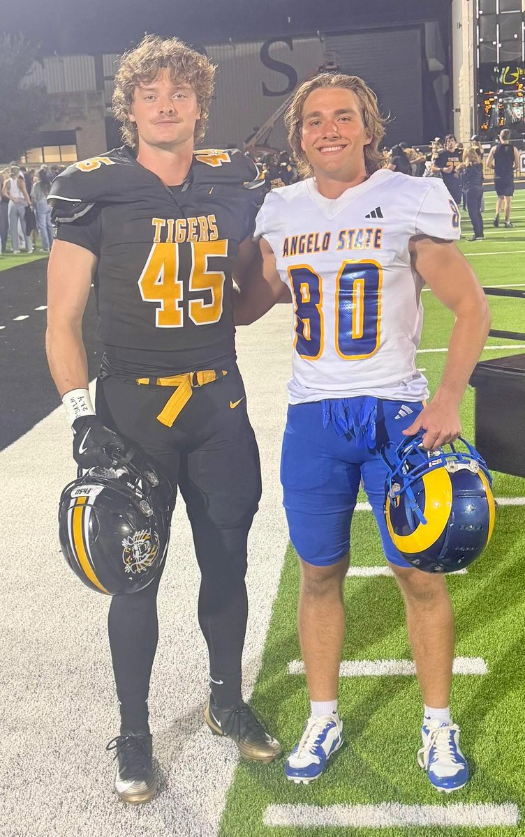 Another two former <a href="/brock_football/">Brock Football</a> alumni played this last week. Congrats <a href="/JaxonHart2024/">Jaxon Hart - Fort Hays State TE</a> and <a href="/_tylerbutler_/">Tyler Butler</a> for stewarding the tradition well!!