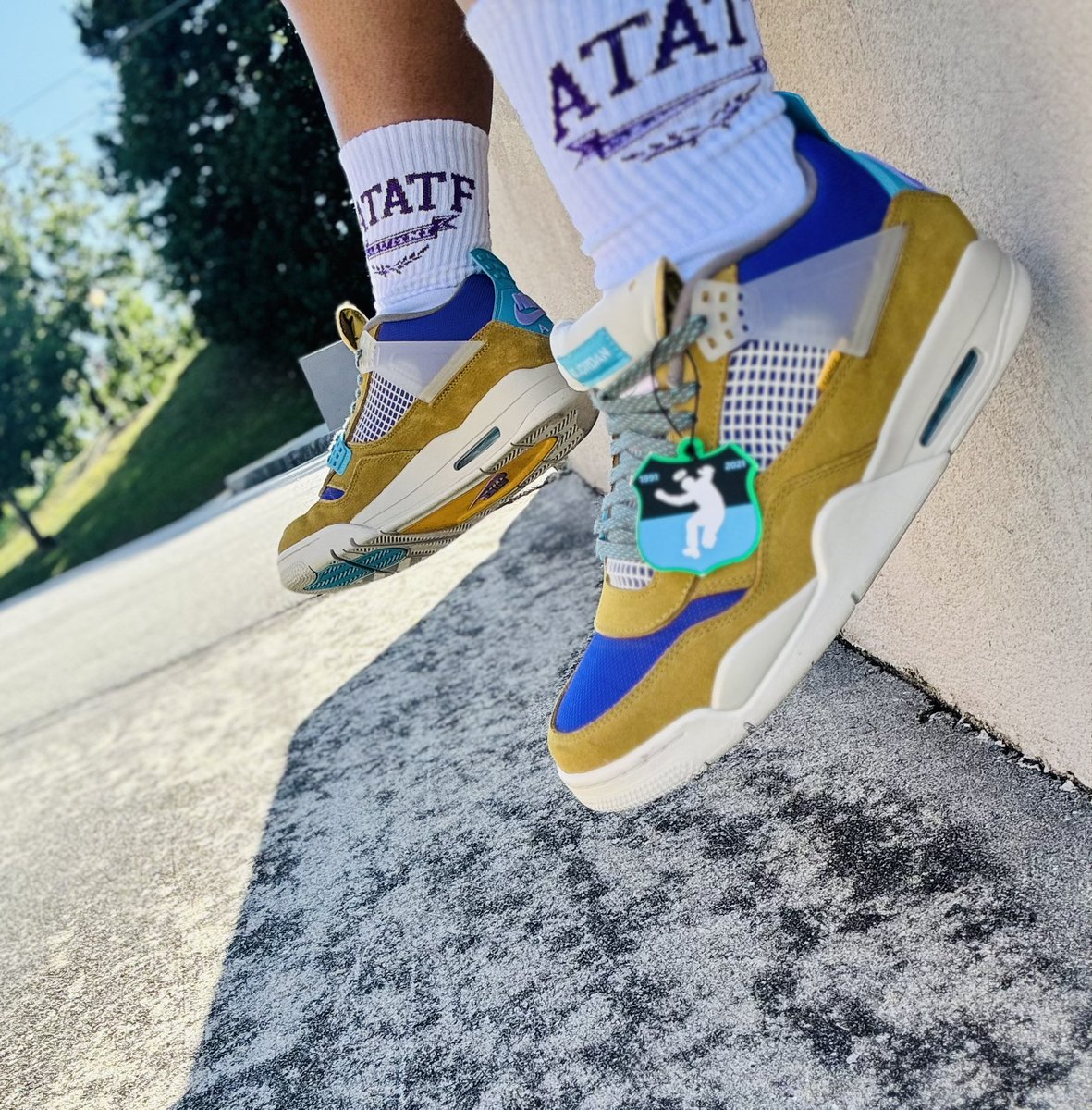 Union x Jordan 4 Desert Moss