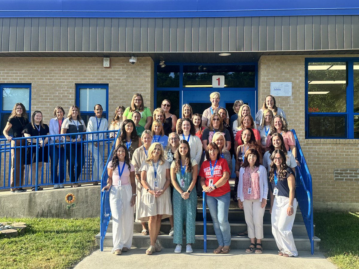 Jennifer Lowe tweet media