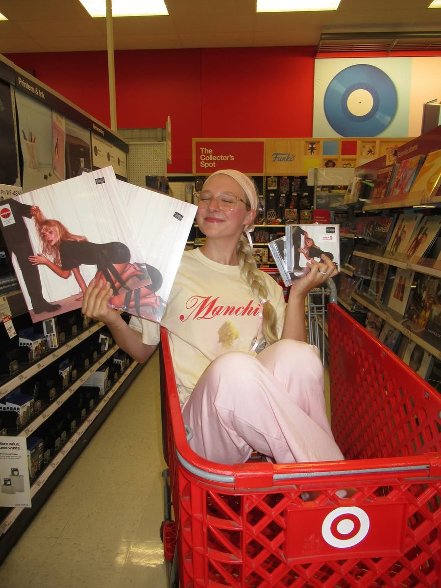 TeamSabrina's tweet image. our fav little tradition 🐾 head to ur local @Target to get ur own cds/vinyl to help count toward first week sales.