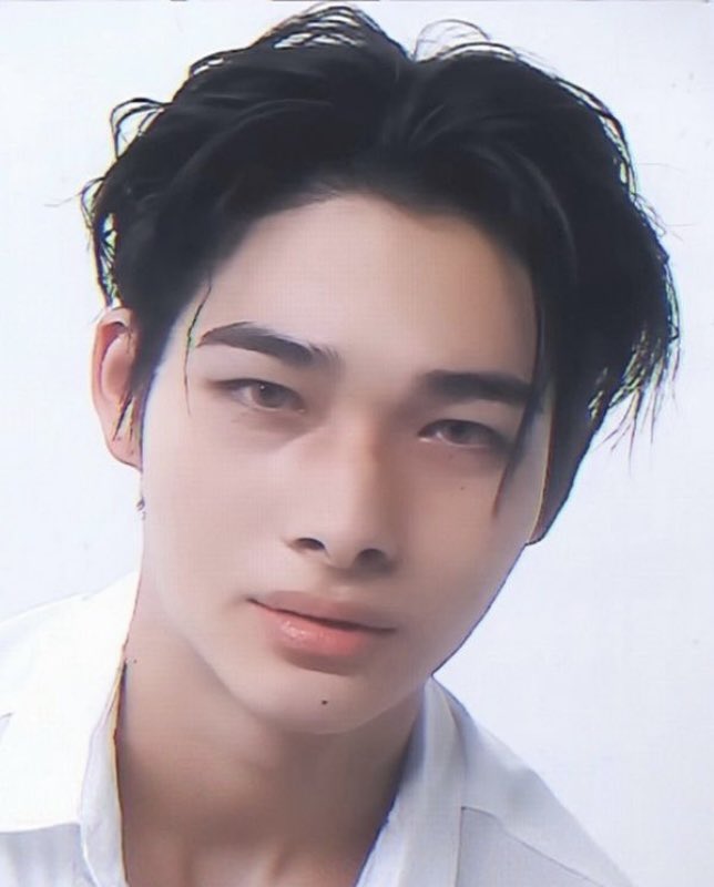 chana 🐺 seeing skz again?! (@_oddin4ry) on Twitter photo 