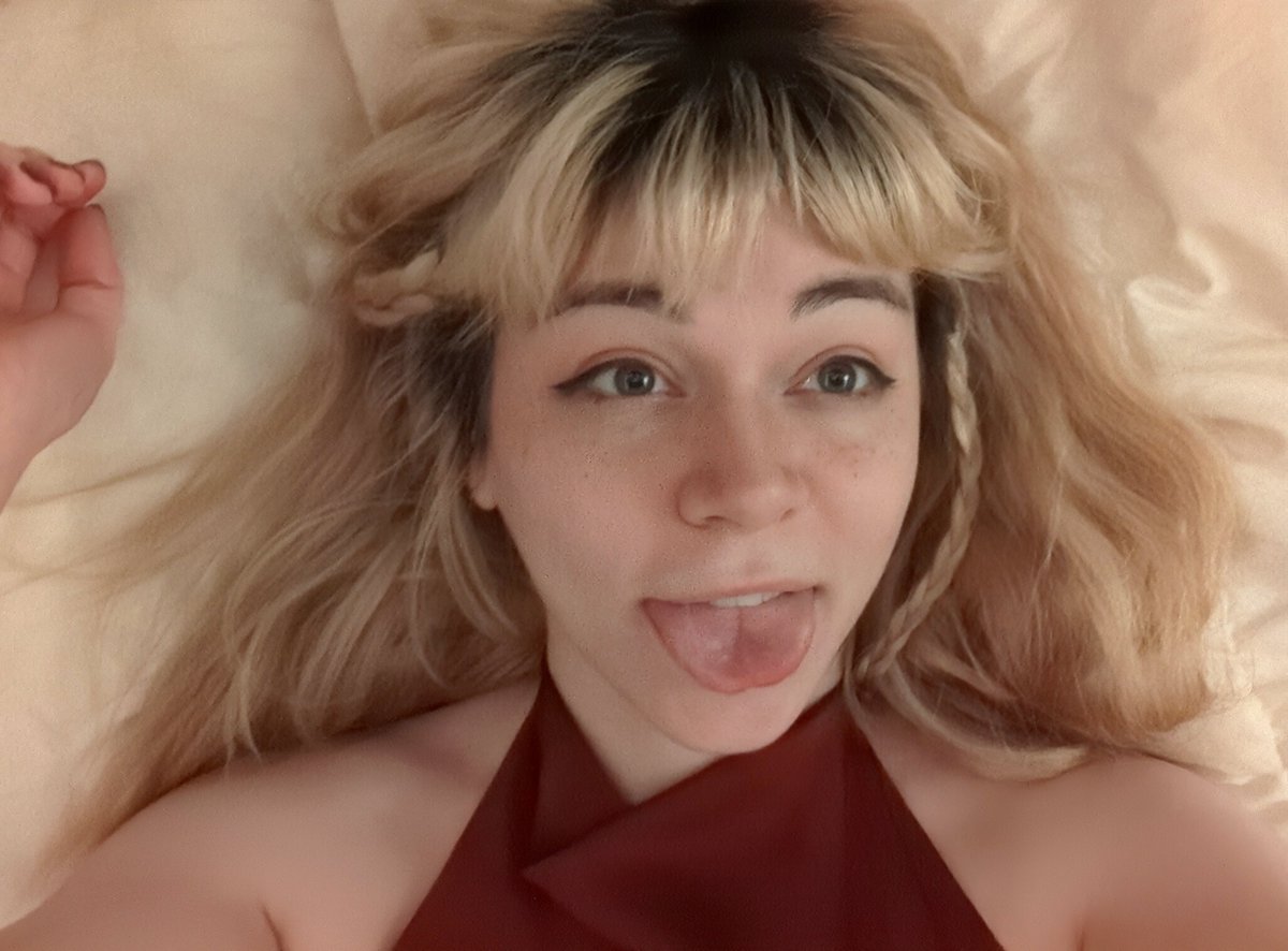 are you rocking with tongue out cloudy!!