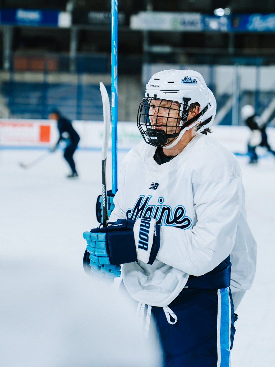MaineIceHockey's tweet photo. Some frames from Practice No. 1 📸

#BlackBearNation // #JourneyNorth https://t.co/lu0SrHsqhl