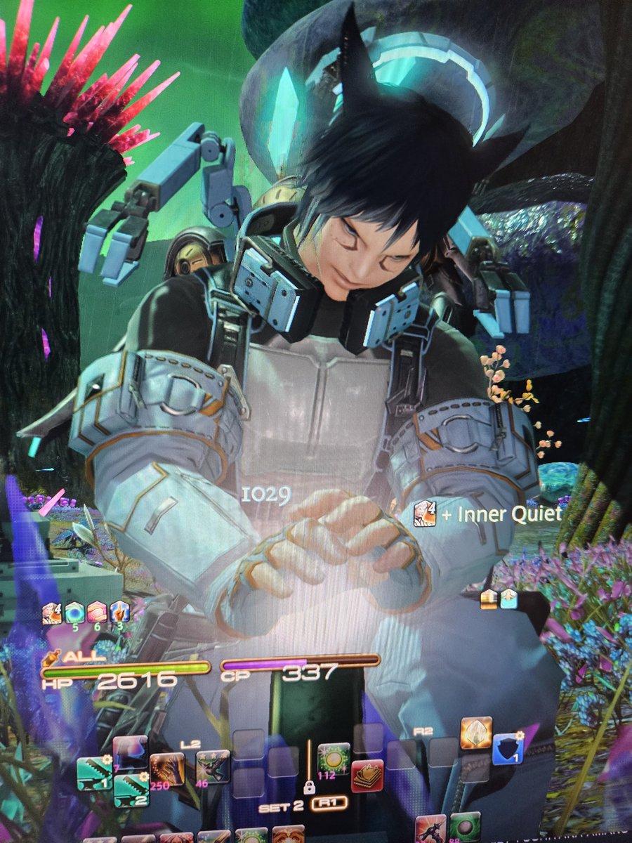 ah, time for the relaxing content known as crafting