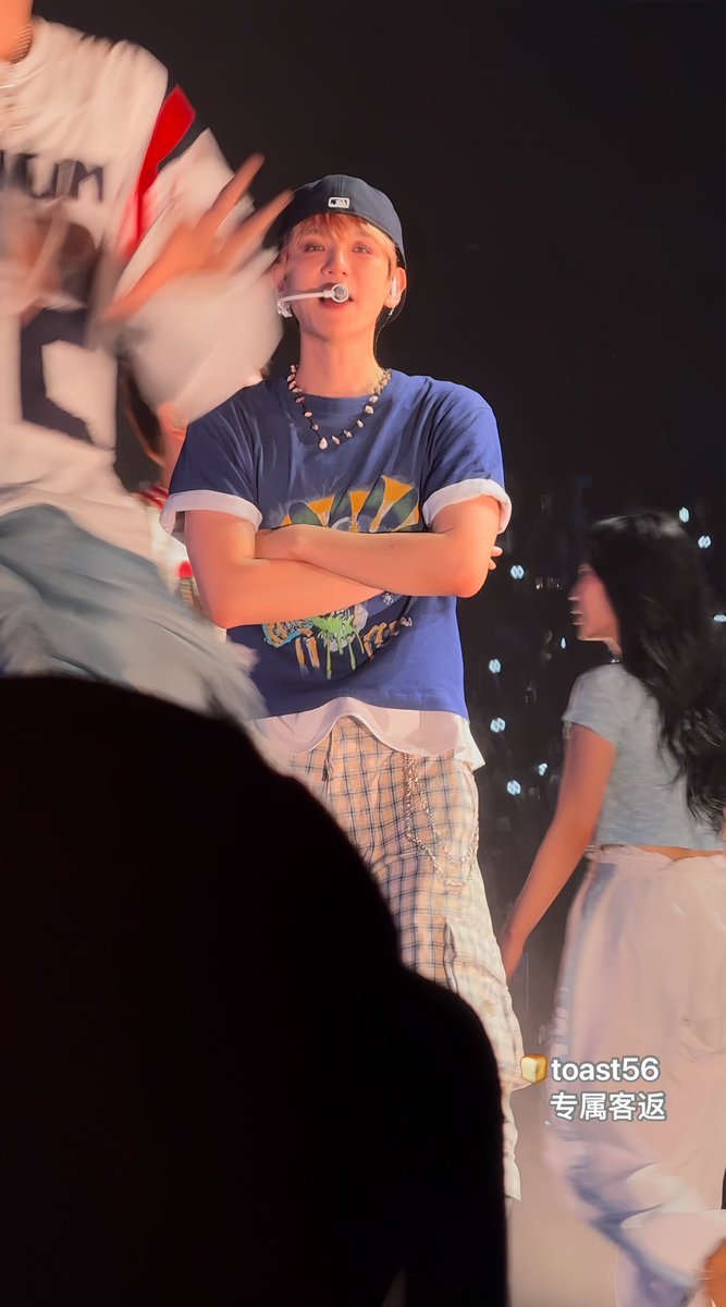 Toast56_'s tweet photo. 2025 BAEKHYUN WORLD TOUR <Reverie> in MACAU
백현 마카오 콘서트 거래 후기 💗

#백현 #BAEKHYUN #Reverie #ReverieTour  #ベッキョン #伯贤 https://t.co/4bQsT0fPGR