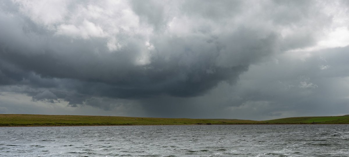 FreestoneFF's tweet image. A few arty shots from Saturday’s trip to Malham Tarn. After a 4am start in search of a sunrise/star-gazing combo, I timed it wrong by about 30 minutes! 🤦‍♂️ Still an amazing time of the day to be wandering about North Yorkshire though 😁
