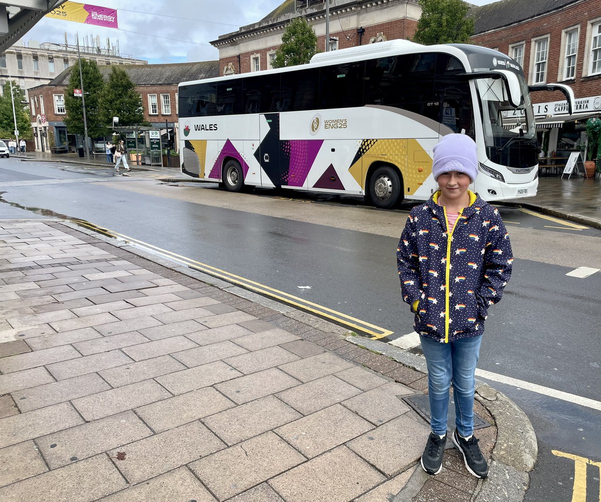 Wales spotted in Exeter 🏴󠁧󠁢󠁷󠁬󠁳󠁿 🏉 
<a href="/WRWC25/">Women's Rugby World Cup 2025</a>