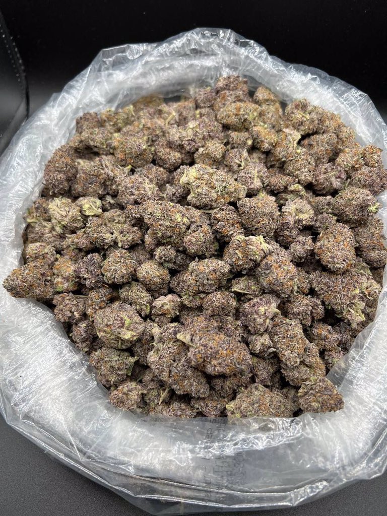 Black Rundz 

signal.group/#CjQKIEchHx9bG…