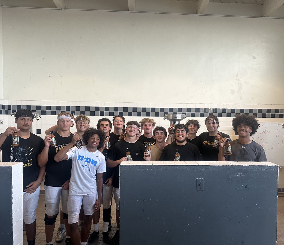 Old Boney Mountain Hot Sauce Players of the Week for weeks 0 and 1! Congrats to all! ⁦<a href="/HscBoney/">OldBoneyMountain</a>⁩  ⁦<a href="/joe_smigiel/">Joe Smigiel</a>⁩