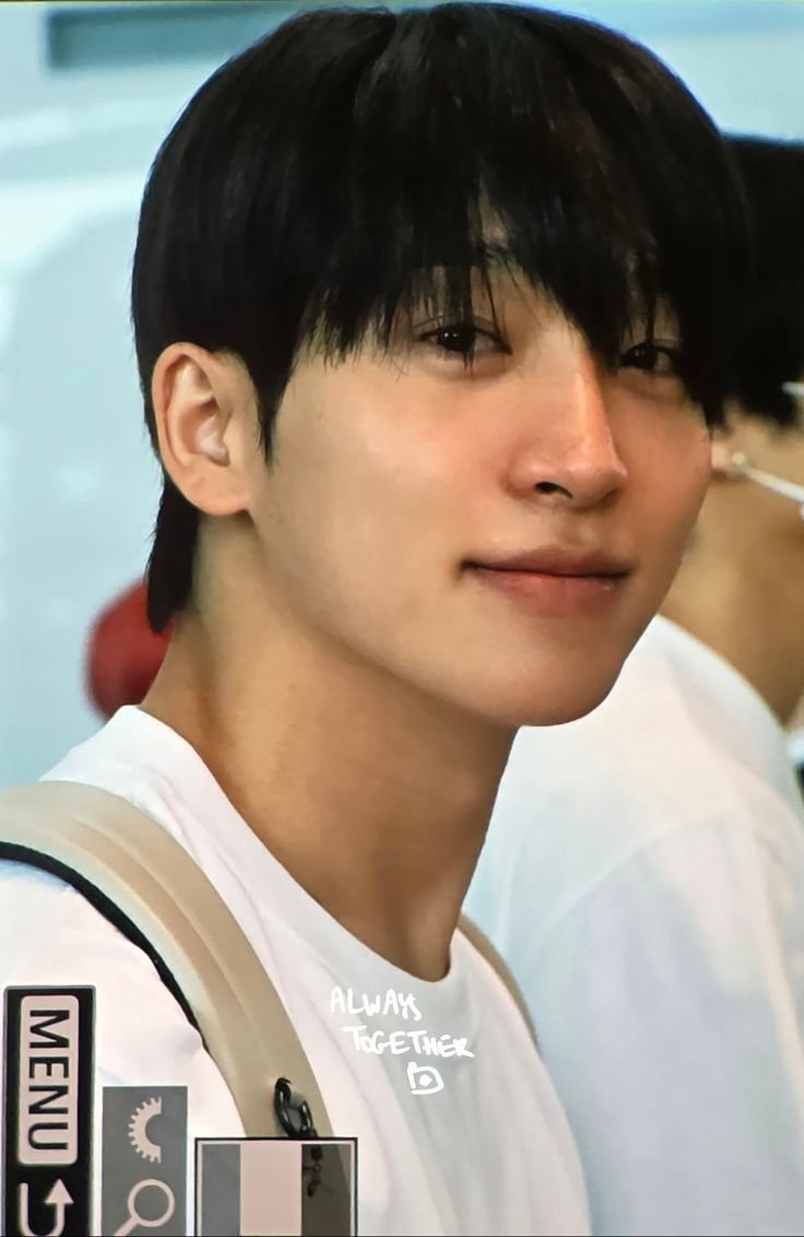 sangyeonTM's tweet photo. favorite sangyeon pictures of last month (august) (clearly not from last month) (if anyone cares) <3 https://t.co/bh6H69XLKf